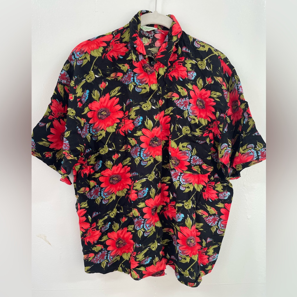 Vintage Patterned Button Down Shirt Vintage Patterned Button Down Shirt